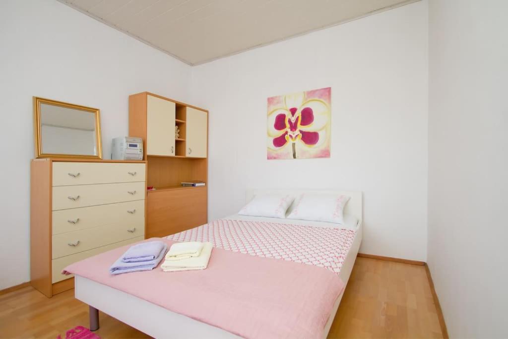 אילירסקה ביסטריצה Cozy Rooms In Nature, Perfect For Relax מראה חיצוני תמונה